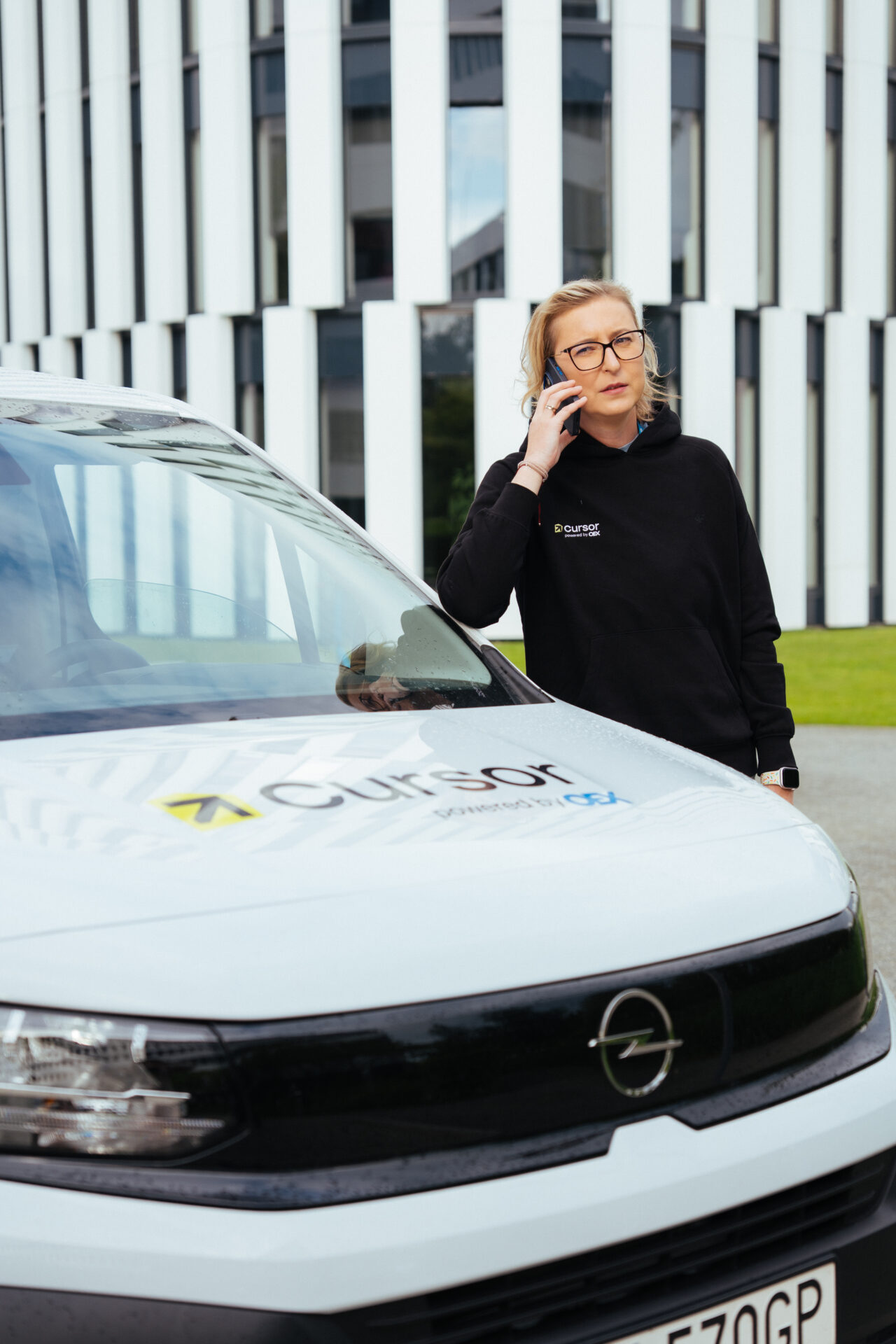 OEX - Oursourcing the sales force photo